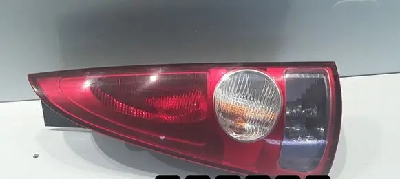 Renault Espace II Rear/tail lights 8200027153