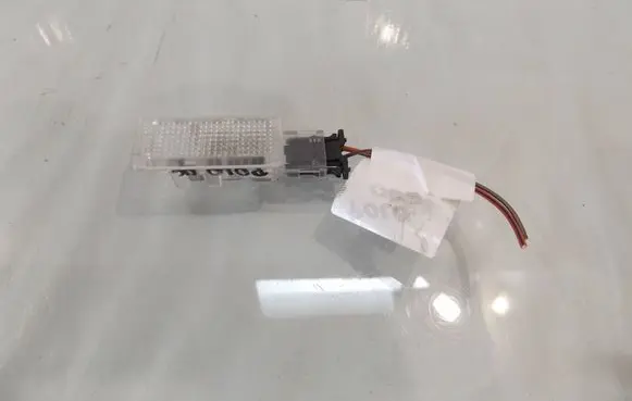 Volkswagen Polo IV 9N3 Rear light trim
