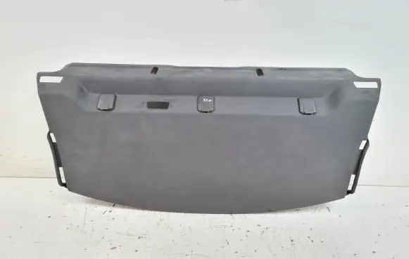 Parcel shelf