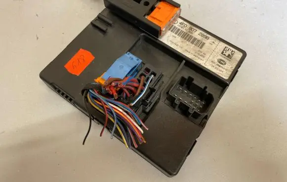 Audi A4 S4 B8 8K Other control units/modules 4F0907289B