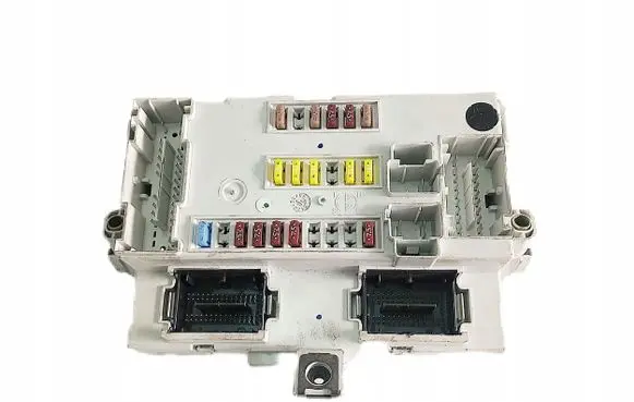 Fiat 500L Fuse module 52102288