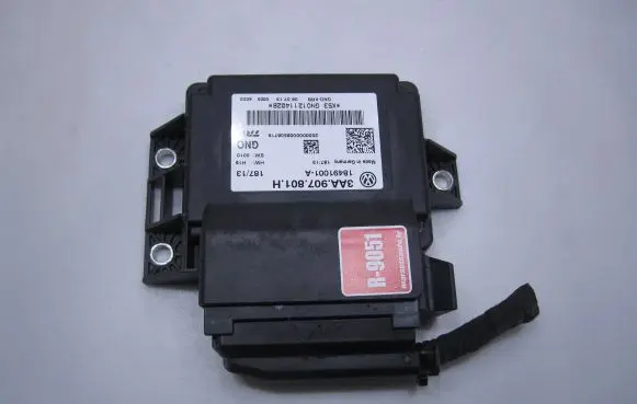 Volkswagen PASSAT CC Hand brake control module 3AA907801H 18491001A 200000008850719
