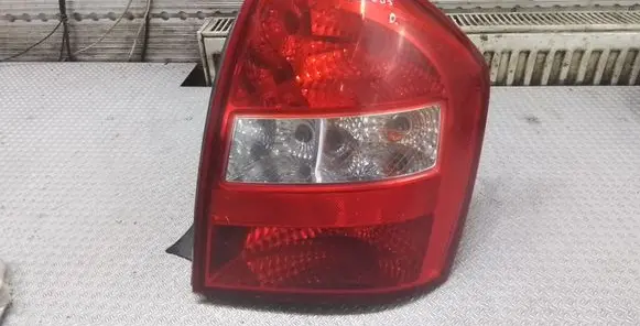KIA Cerato Rear/tail lights