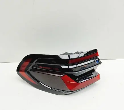 BMW X7 G07 Rear/tail lights 9881353