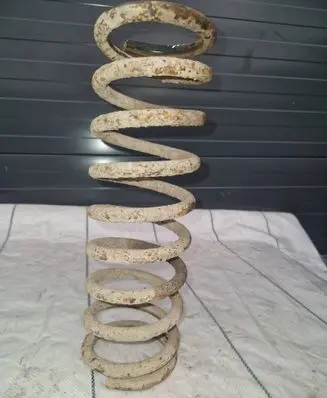 Jeep Cherokee III KJ Front coil spring 