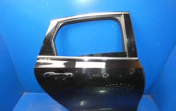Volvo S90, V90 Rear door