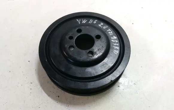 Volkswagen PASSAT B6 Crankshaft pulley 03G105243