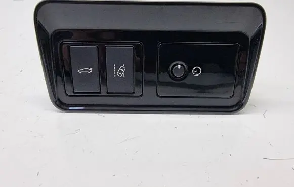 Jaguar XE Tailgate opening switch GX7311654HC