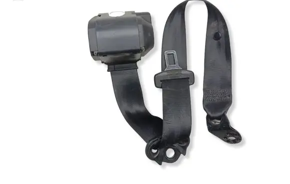 Volkswagen Polo IV 9N3 Rear seatbelt 6Q0857806