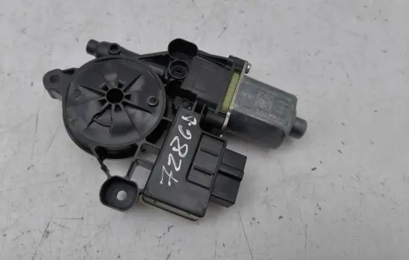 Audi A1 Rear door window regulator motor 5Q0959812D 0130822694
