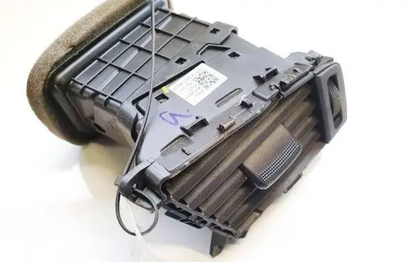 KIA Ceed Dash center air vent grill 97480A2900