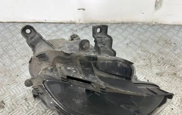 Jeep Cherokee Headlight/headlamp 68102857AH