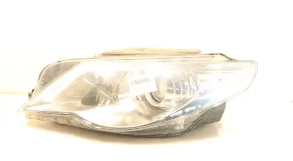 Volkswagen PASSAT CC Headlight/headlamp