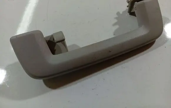 Rear interior roof grab handle