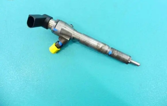 Renault Scenic II - Grand scenic II Fuel injector H8200294788 IMPRK1314996