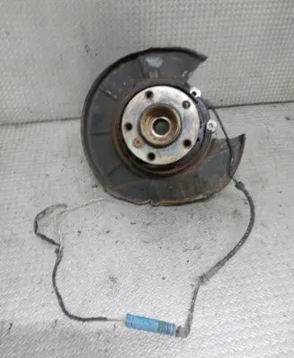 BMW X5 E53 Rear wheel hub spindle/knuckle 