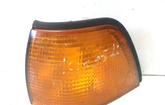 BMW 3 E36 Front indicator light F05081101L