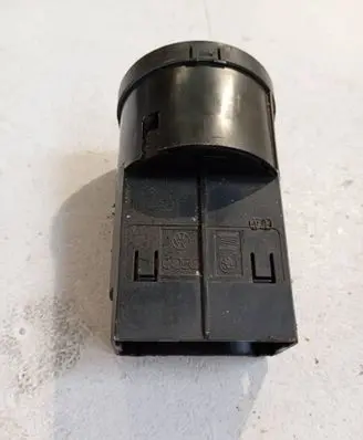 Volkswagen Polo IV 9N3 Other interior part 1233363