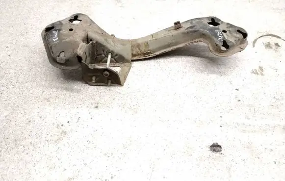 BMW X5 E53 Gearbox mounting bracket