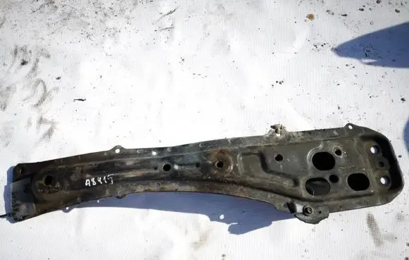 Toyota Avensis T250 Front subframe