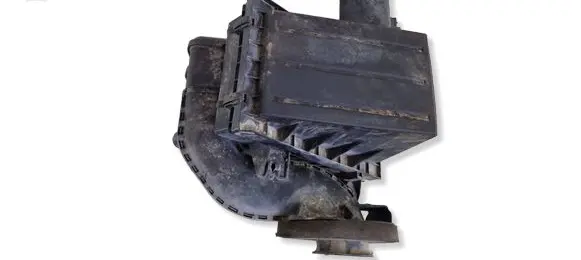 Nissan Pathfinder R51 Air filter box EB300