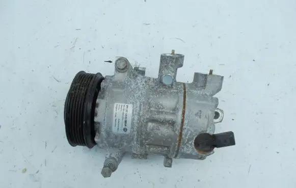 Volkswagen Golf VII Air conditioning (A/C) compressor (pump)
