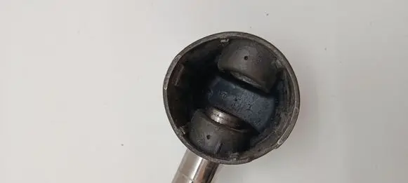 Toyota Land Cruiser (FJ60) Piston 