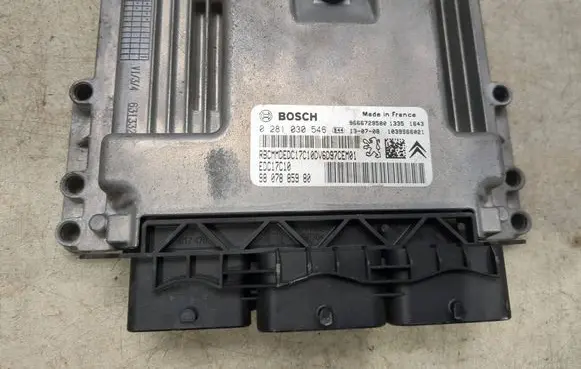 Citroen C4 II Picasso Engine control unit/module 9666729580 9807885980 0281030546