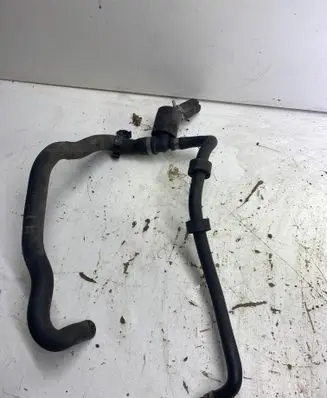 Engine coolant pipe/hose