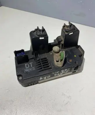 Opel Zafira A Rear door lock 24414135