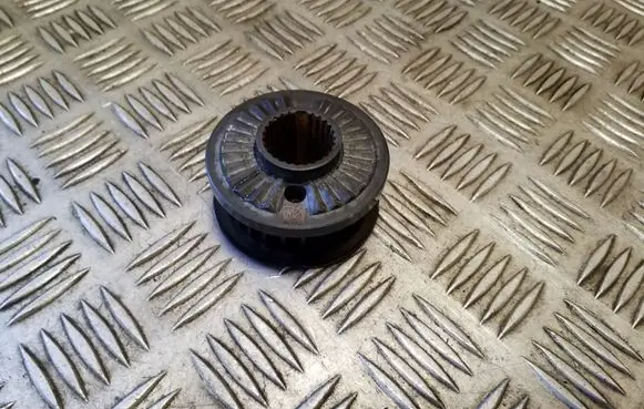 Volvo XC90 Crankshaft gear 32137295
