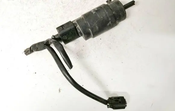 Mercedes-Benz E W211 Windscreen/windshield washer pump 3090179 30.90179