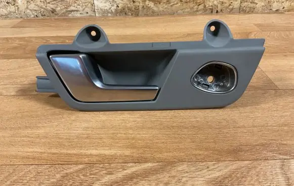 Audi A4 S4 B7 8E 8H Rear door interior handle 8E0839019