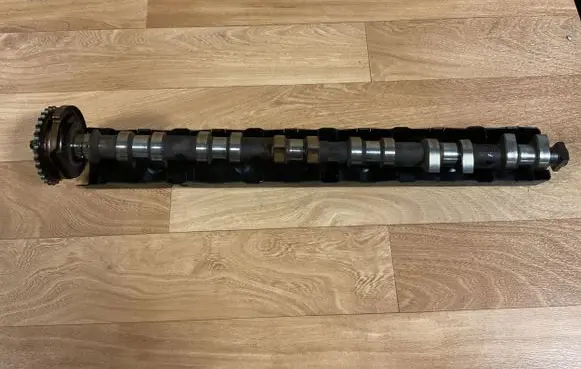 BMW 5 E60 E61 Camshaft 1748969