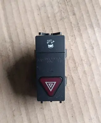 Mercedes-Benz E W212 Hazard light switch A2128207210