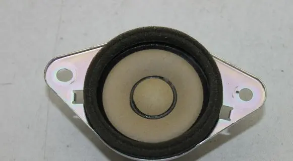 Toyota Prius+ (ZVW40) Panel speaker 8616047070