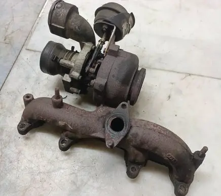 Volkswagen PASSAT B6 Turbo 036253014F