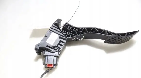 Skoda Superb B8 (3V) Accelerator throttle pedal