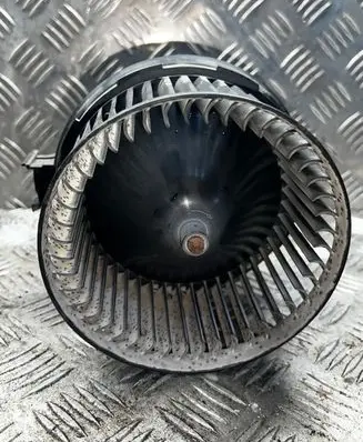 Ford Fiesta Heater fan/blower 3137231000 0130115551 VP8E2H18456AA