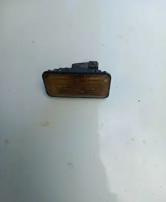 Volkswagen Golf III Front fender indicator light 1h0949117g
