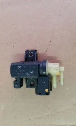 Renault Trafic III (X82) Turbo solenoid valve 8200790180