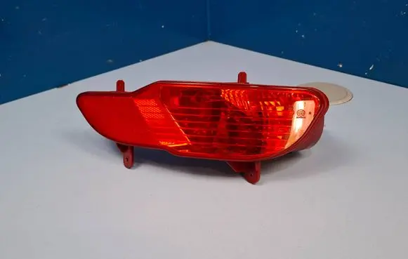Peugeot 5008 II Rear bumper light 9811981980