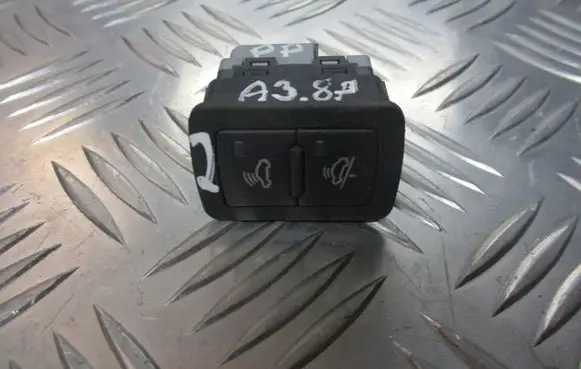 Audi A3 S3 8P Alarm switch 8P0962109