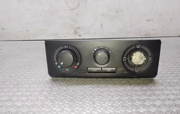 Skoda Roomster (5J) Climate control unit 5J0820045