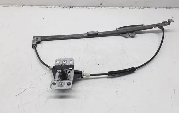 Volkswagen Transporter - Caravelle T4 Front door manual window regulator 701837502
