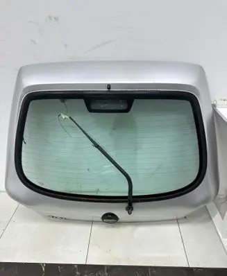 Ford Fiesta Tailgate/trunk/boot lid