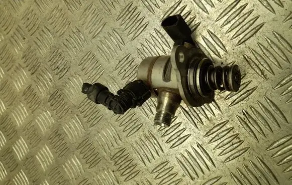 Skoda Kamiq Fuel injection high pressure pump 05E127027J