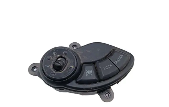 Hyundai Santa Fe Wing mirror switch 9353026500