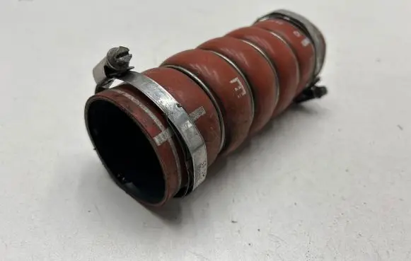 Peugeot 5008 Intercooler hose/pipe 9687511480