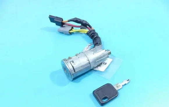 Renault Clio I Ignition lock IMPRK1273242